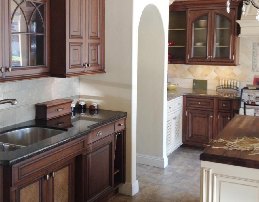 Picture of A kitchen display in Cardinal Builder's Pleasanton showroom - Cardinal Builder, Inc
