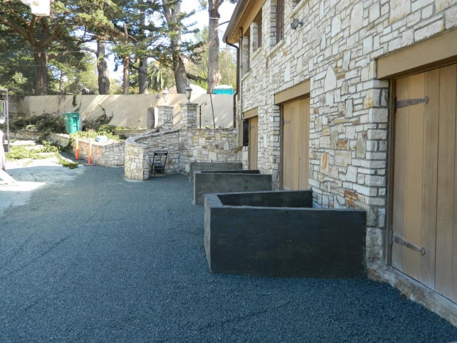 Picture of Devengenzo Landscaping & General Engineering installed these poured-in-place concrete planters. - Devengenzo Landscaping & General Engineering Inc.