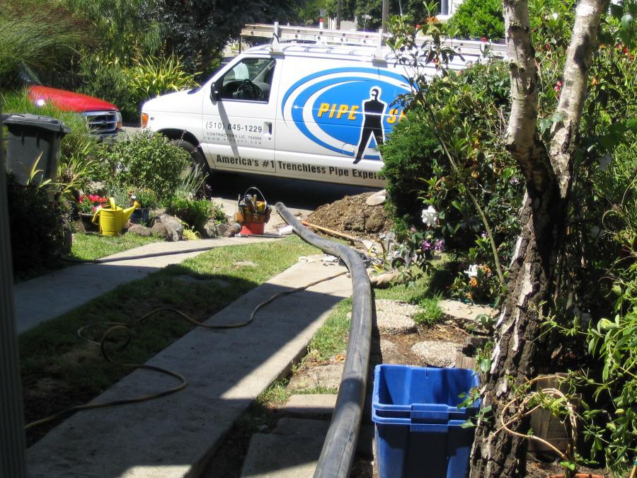 Picture of Pipe Spy Inc. cares for its customers' driveways gardens and lawns. - Pipe Spy Inc.