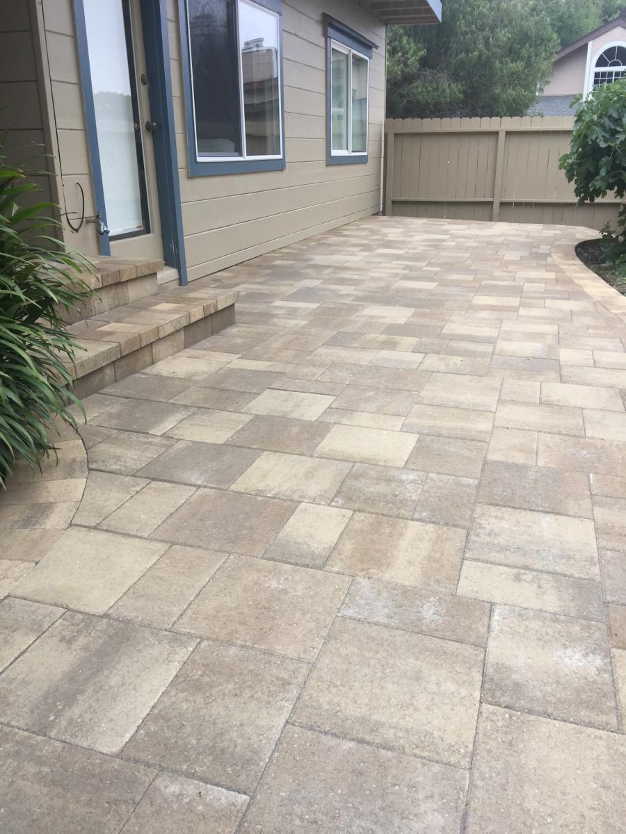 Picture of Atlas Pavers installed these Catalina Montecito stone pavers. - Atlas Pavers Co.