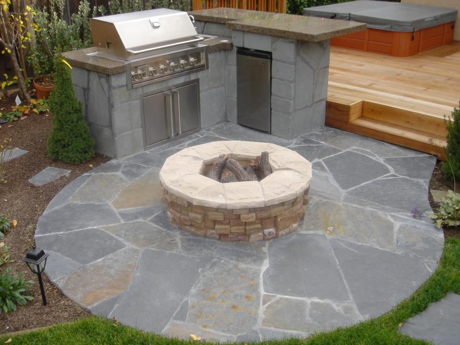 Picture of A recent fire pit and barbecue project in San Ramon - Pacific Landscaping