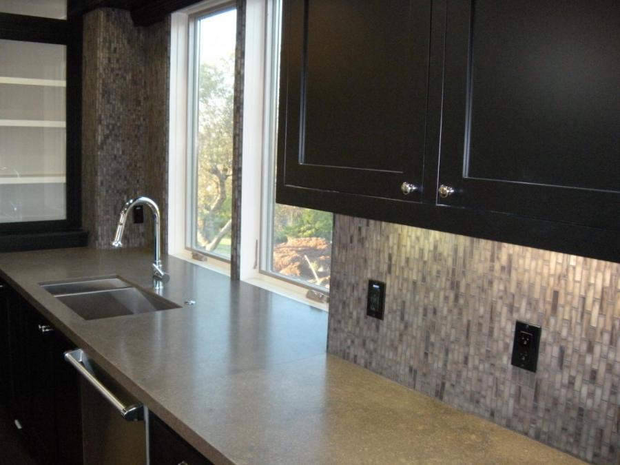 Picture of DC Tile and Stone installed this glass mosaic kitchen backsplash. - DC Tile and Stone