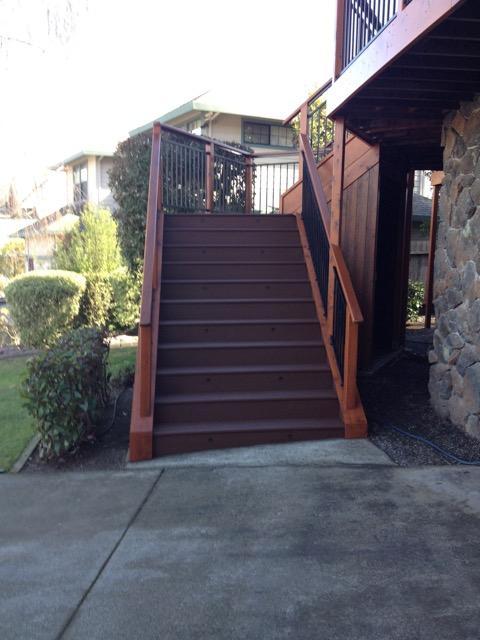 Picture of Farrar Construction built this Trex entry and deck in Petaluma. - Farrar Construction Inc.