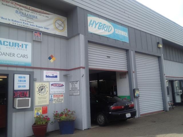 Picture of Acur-it Auto Repair offers early bird and night owl drop-off. - Acur-it Auto Repair