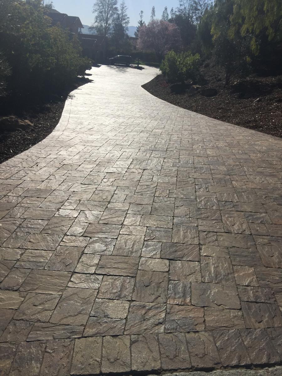 Picture of A recent Calstone Quarry Stone installation - Atlas Pavers Co.