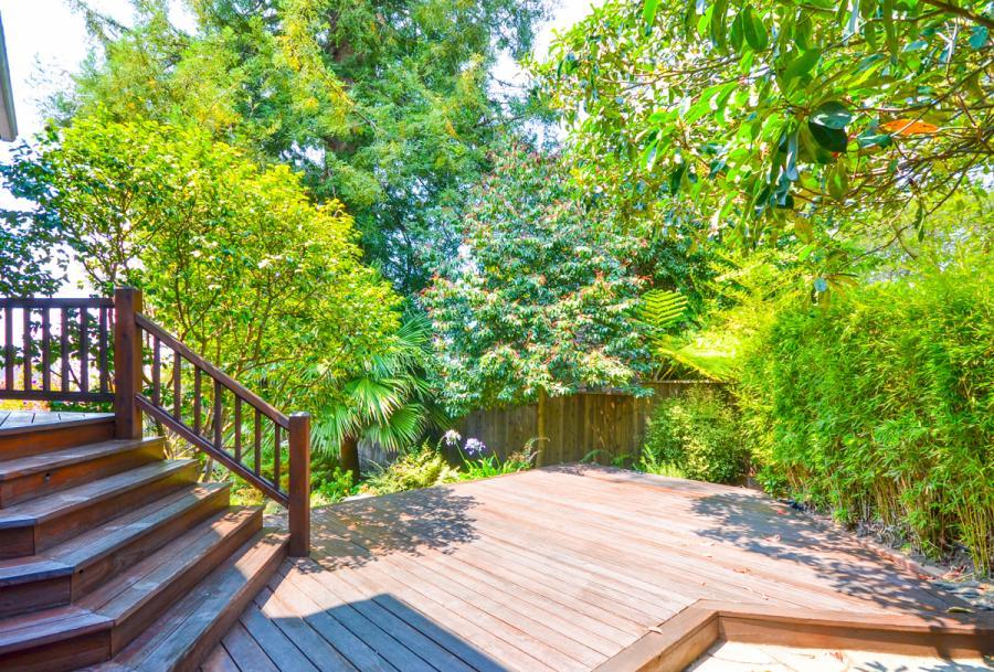 Picture of Home Healing Renovations built this redwood deck in North Berkeley. - Home Healing Renovations Inc