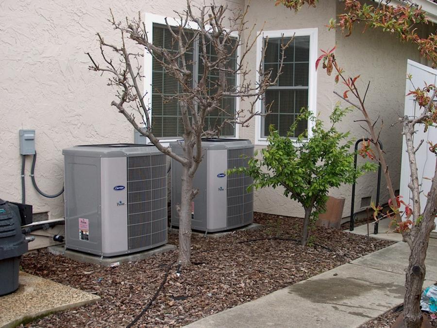 Picture of Air Quality Heating & Air Conditioning installed these dual air conditioning units for multiple zones. - Air Quality Heating & Air Conditioning