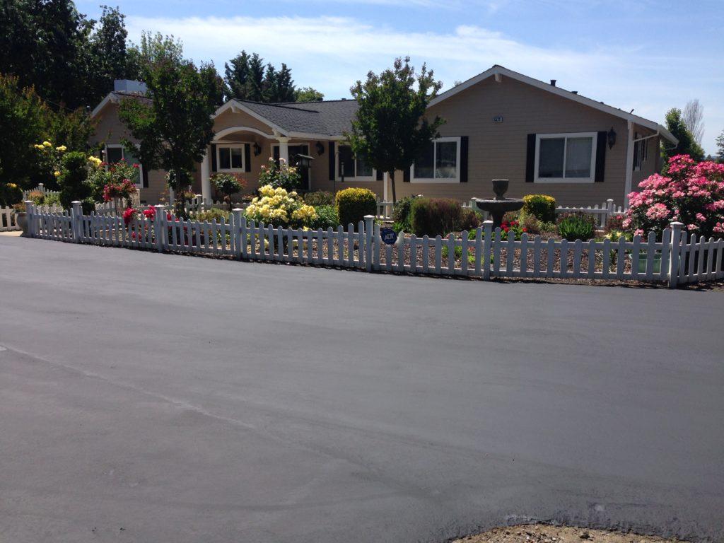 Picture of A recent asphalt paving project by Jackson's Paving & Equipment Rentals - Jackson's Paving & Equipment Rentals, Inc.