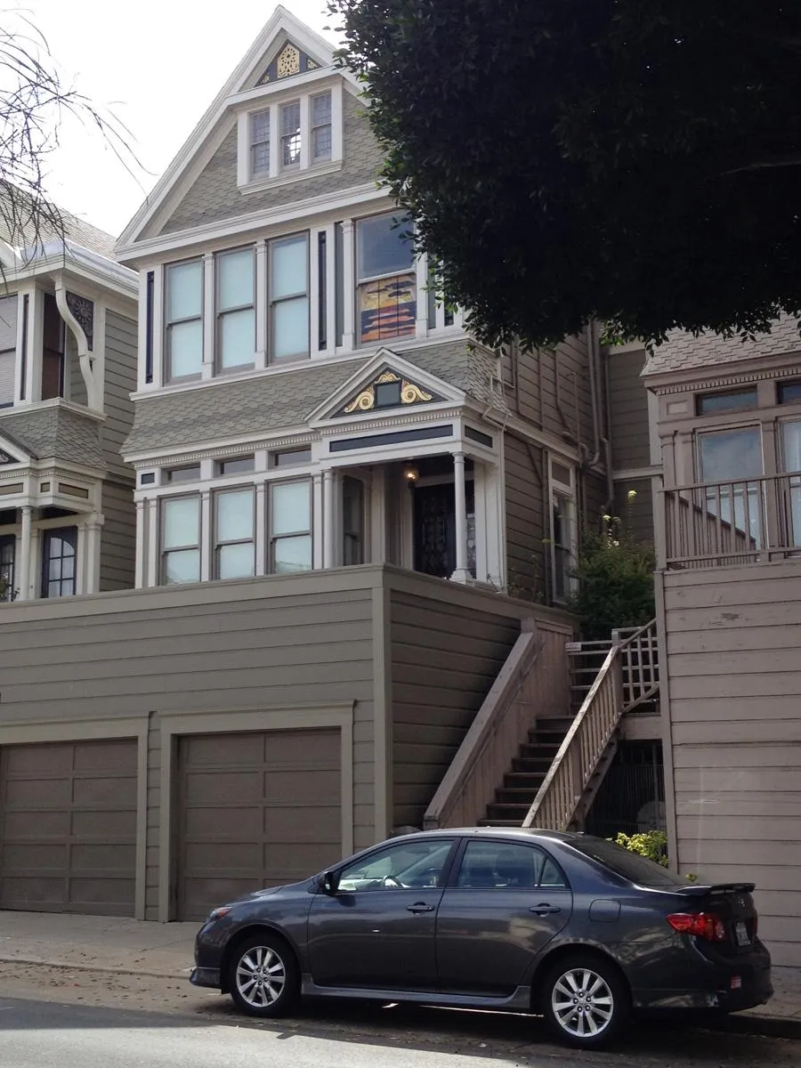 Picture of A Victorian home, freshly painted with meticulous attention to classic detailing, exemplifies Michael Sack Painting, Inc.’s focus on quality outcomes. Copyright ©2025 Diamond Certified Resource. - Michael Sack Painting, Inc.