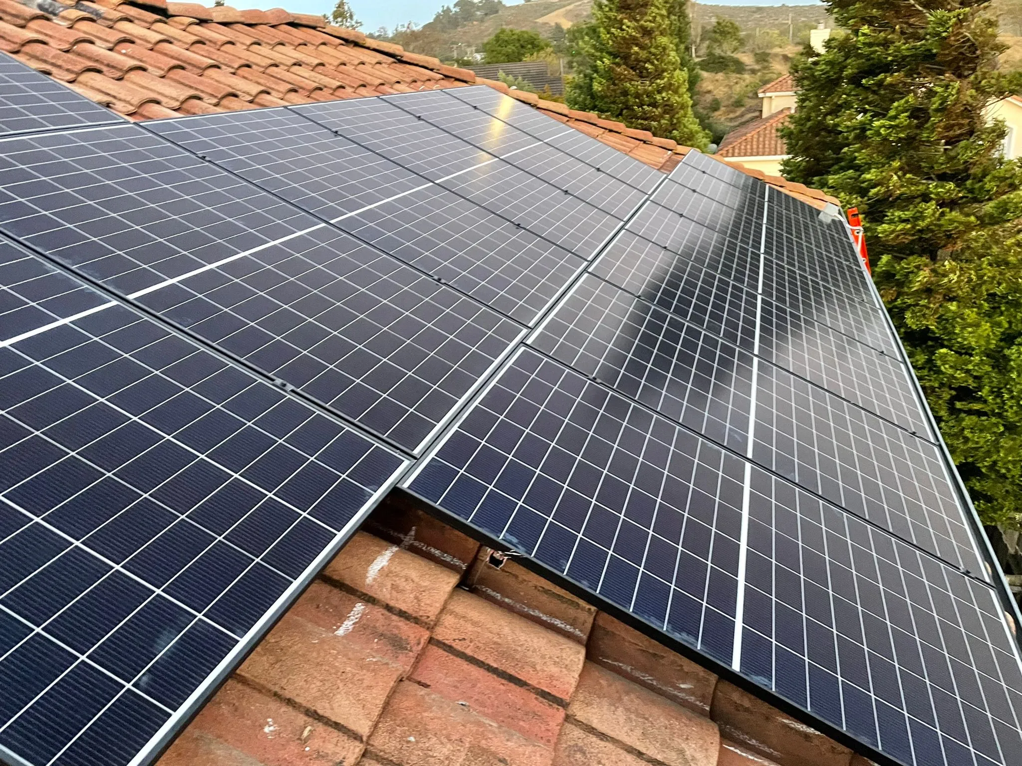 Picture of Solar panels glisten under a soft morning light, reflecting SolarUnionâ€™s commitment to sustainable energy solutions. This serene rooftop installation underscores the companyâ€™s recognition for expertise and quality. Copyright ©2025 Diamond Certified Resource

 - SolarUnion