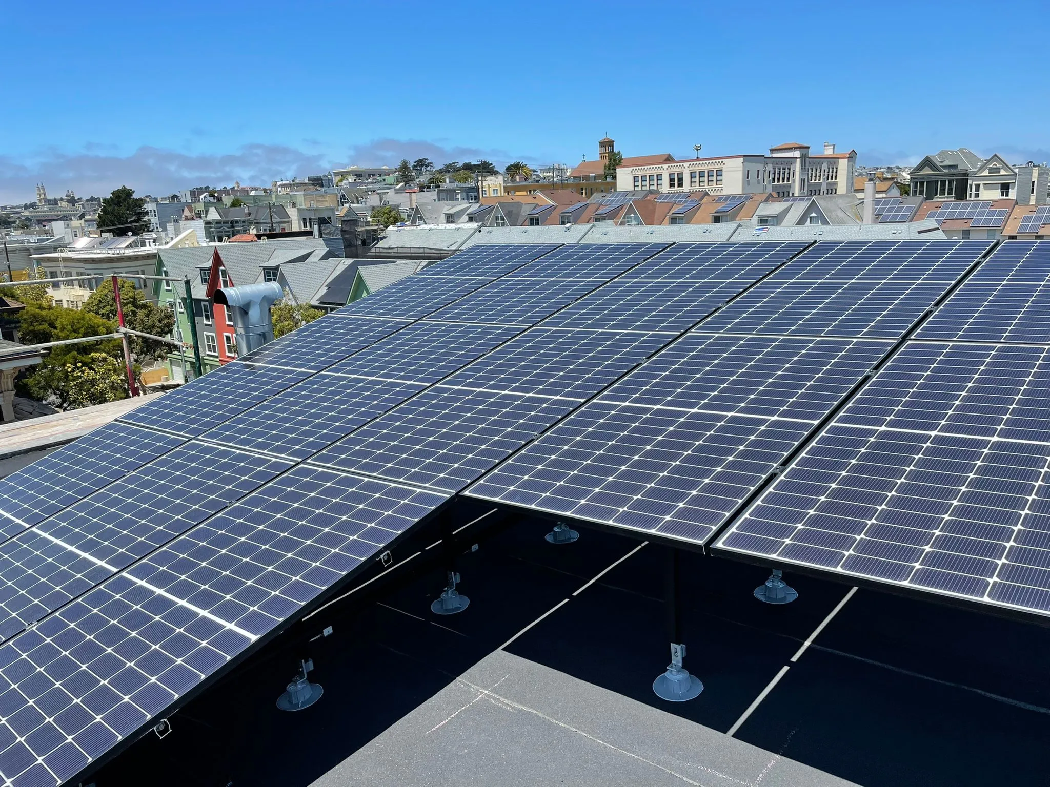 Picture of Sunlight gleams off a rooftop array of solar panels installed by SolarUnion, showcasing their commitment to quality outcomes. This installation highlights their consistent achievement of a Highest in Quality rating. Copyright ©2025 Diamond Certified Resource

 - SolarUnion