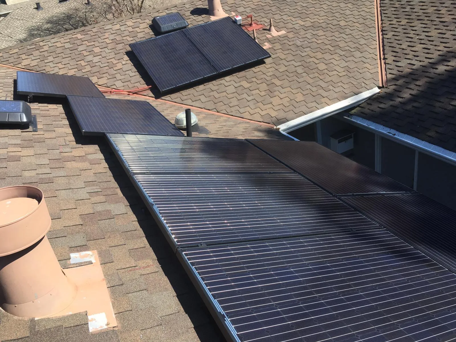 Picture of Solar panels aligned meticulously on a residential rooftop, capturing the sun's energy efficiently. SolarUnion, recognized for expertise and quality, ensures optimal setup and maintenance. Copyright ©2025 Diamond Certified Resource

 - SolarUnion